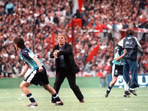 Racing 2001 "El Gol del campeonato" - Bedoya a River