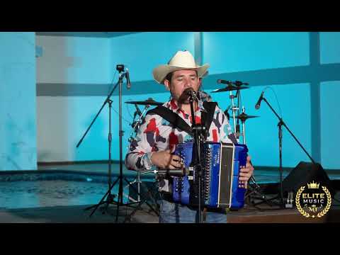 La Sombreriza - Grupo XTinto (En Vivo)