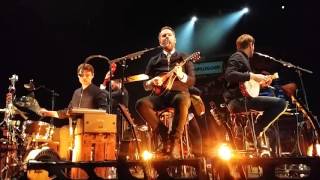 Revolverheld "Hamburg hinter uns"