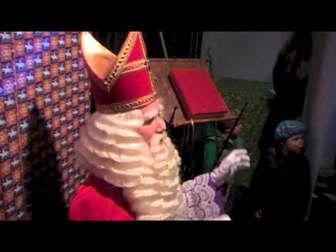 download lagu mp3 mp4 Muiderslot Sinterklaas, download lagu Muiderslot Sinterklaas gratis, unduh video klip Muiderslot Sinterklaas
