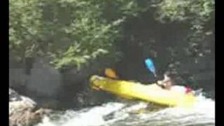 preview picture of video 'Canoeing disasters on the Ardeche  August 2008'