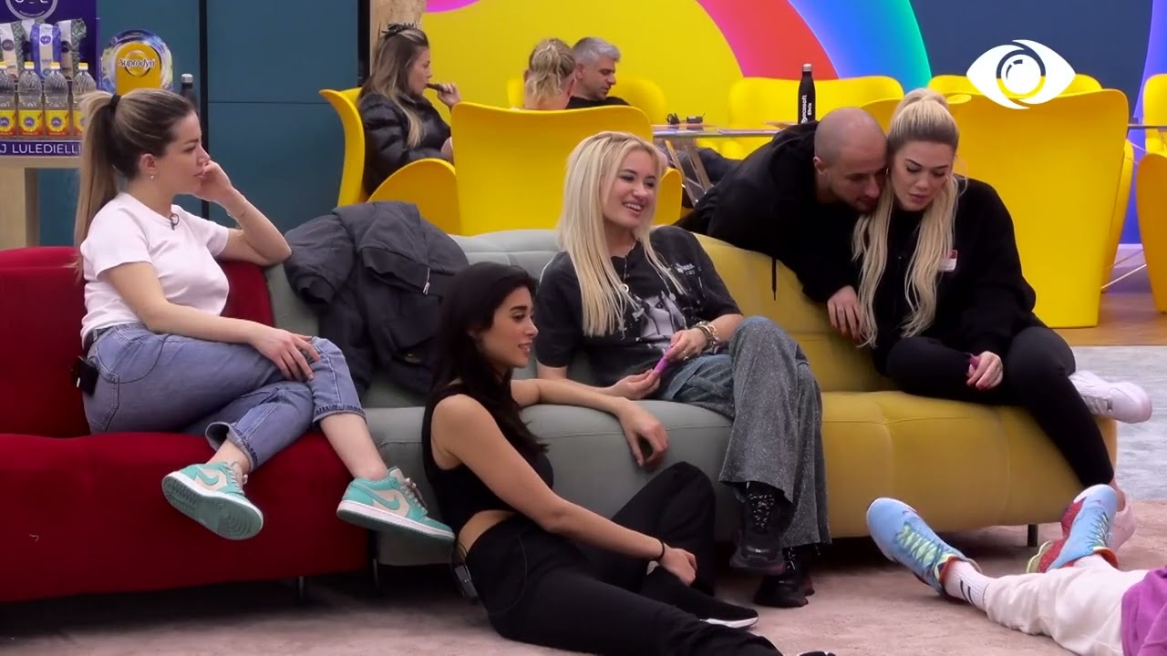 Vajzat planifikojnë një rreng për Qetsorin