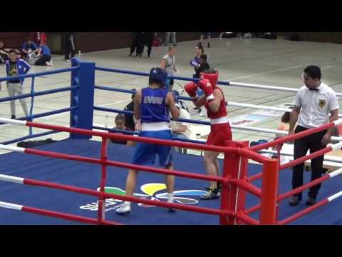 Boxen: Mercedesz Korcsmaros - Maya Kleinhans (Int. Frauenboxturnier #23)