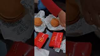 McDonald's 4 McAloo Tikki Burgers 2 Fries, 2 Coke, combo