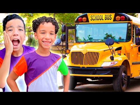 Novas Regras de Conduta No Ônibus Escolar e Outras Histórias Para Crianças School Bus Story For Kids