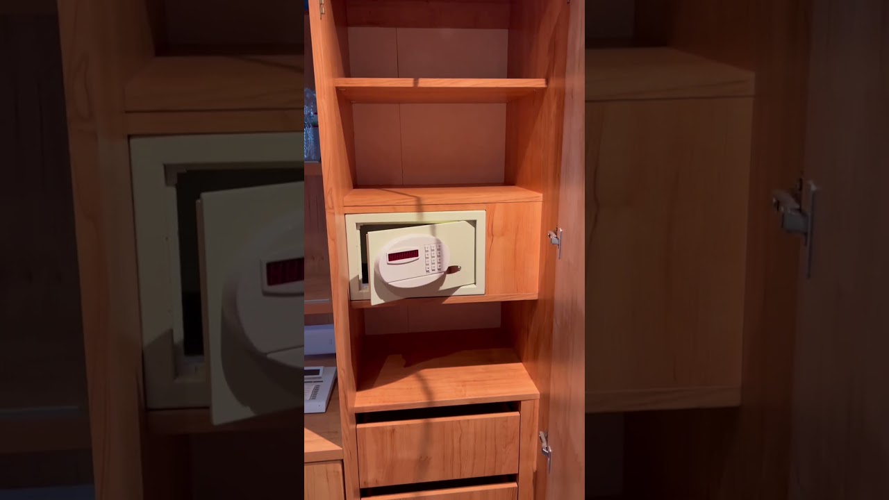 Carnival Vista - Cabin 9223 - Video 1
