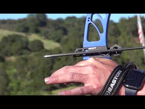 Barebow Archery in Slow Motion