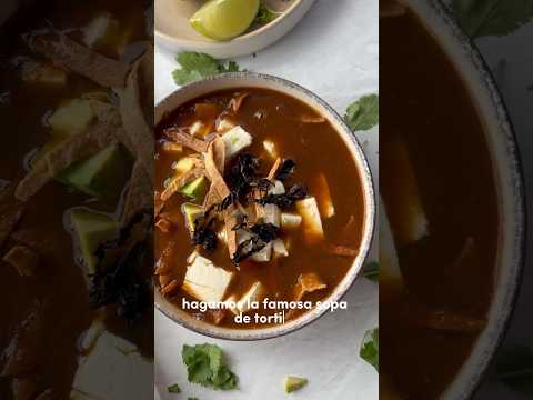 La mejor sopa de tortilla Fit #dieta #receta #recetafacil #mexicanfood #healthy #shorts
