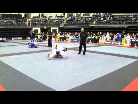 Vitor Oliveira vs Sean Fisher