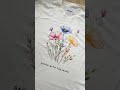 REMERA BASICA ESTAMPADA DANCE WITH THE WIND