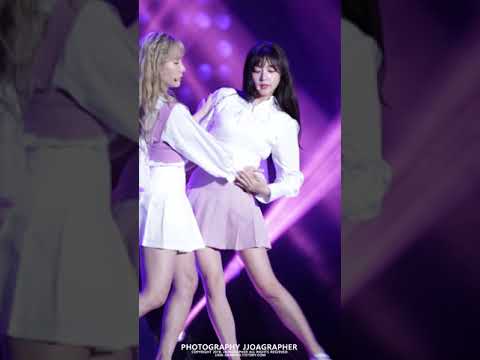 181013 라붐 '체온' 해인 직캠 LABOUM HAEIN fancam - Between Us (@2018 울산-구마모토 우정 콘서트) by 쪼아그래퍼