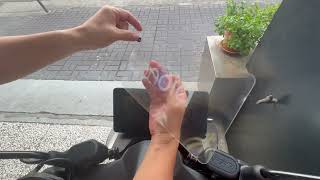 Gogoro Pulse 螢幕導航 AR 極抗反射細霧保護鋼化玻璃貼 艾巴數位