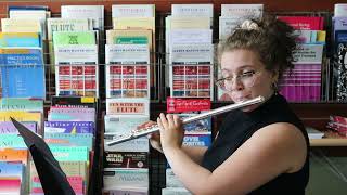 Video thumbnail for Yamaha 362 Intermediate Flute by A & G Central Music Inc