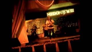 JoJo Mac performs Bob Marley