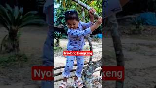 Download lagu sing duwe klengkeng medit akhire dicolong gendis #shotrs viral fyp #lucu #ngakak #komedi mp3 Download lagu sing duwe klengkeng medit akhire dicolong gendis #shotrs viral fyp #lucu #ngakak #komedi mp3