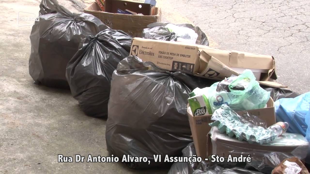 Greve dos coletores: cinegrafista registra locais com lixos acumulados; veja vídeo