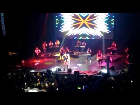 Brian Lanzelotta y Rodrigo Tapari-Muero De Frio(Gran Rex)