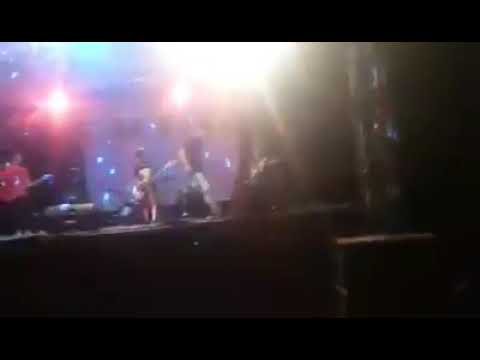 Bottom discere - cerita sebuah derita (live)