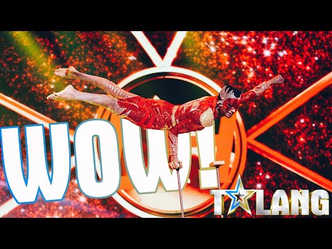 Publiken har hjärtat i halsgropen under akrobaten David Hammarbergs nummer - Talang (TV4)