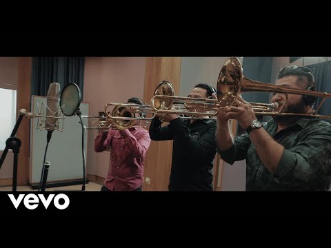 Banda El Recodo De Cruz Lizárraga - Y Llegaste Tú ft. Timbiriche