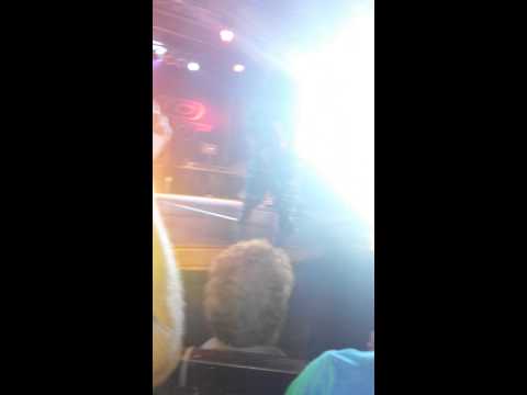 inaya day keep pushing