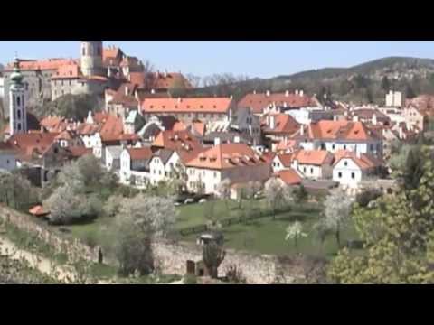 AMAZING MEDIEVAL TOWN OF CESKY KRUMLOV!! - Czech Republic