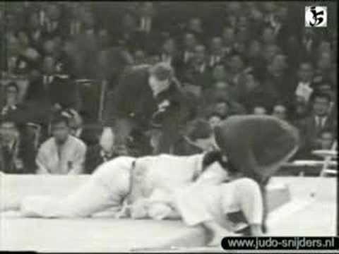 Judo Tokyo 1964 Rogers (CAN) - Chang (TAIWAN)