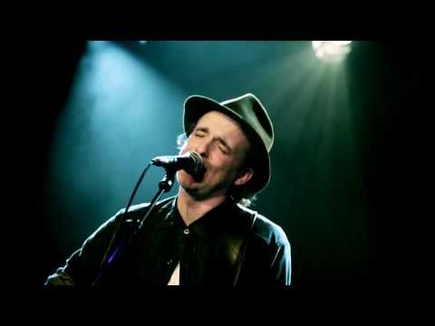 Fran Healy - Love Will Come Through (Live in Paris 04/03/2011)