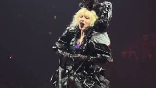 Lady Gaga - LoveDrug (Debut) + Applause - Live in Las Vegas 7/16/25