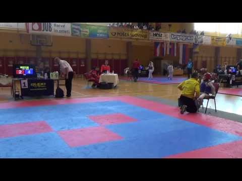 LIAM MARKOJA (modri) vs IVAN VUČENOVIĆ (rdeči)