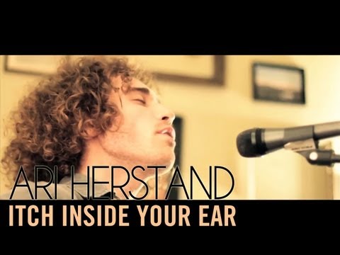 Ari Herstand - Itch Inside Your Ear / eyebrow raise (The Living Room Series)