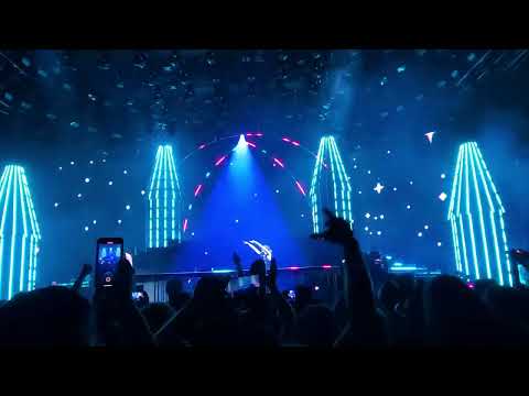 GRiZ brings out Clozee for Color Of Your Soul live at Triple Rainbow Wisconsin 20