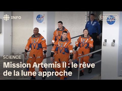 La fusée Artemis II vers la rampe de lancement