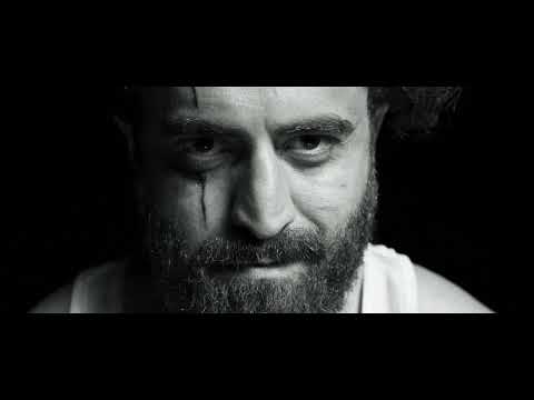 Saman Amini - Rebel Met Een Reden (Official Video)