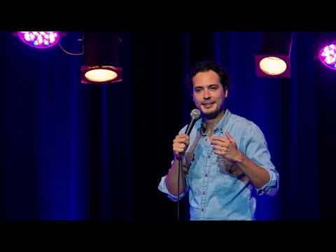 download lagu mp3 mp4 El Aya, download lagu El Aya gratis, unduh video klip El Aya