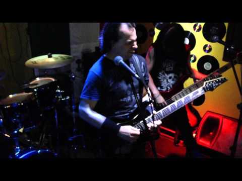 HardStuff (Iron Maiden - The Trooper)