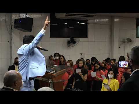 CANTANDO NA GUERRA - João Netto e GRANDE CORAL DE MULHERES da AD campo Jordão