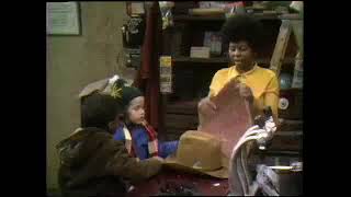 Classic Sesame Street - The Word Family Song 1972