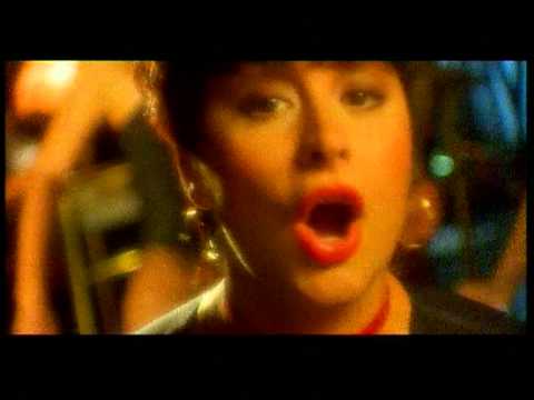 Szulák Andrea - Nem harap a néni