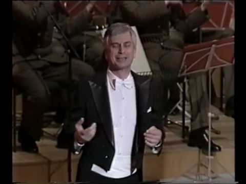 -010 Anatoly Solovyanenko sings "Kalinka" 1988
