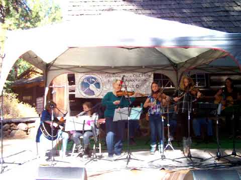 Pachelbel's Canon by the Shooting Stars at Heritage Day 2017