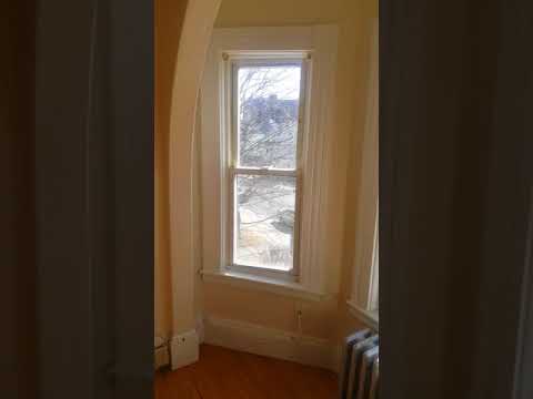 81 Maple St - Malden