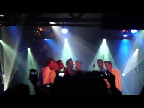 The Baseballs acapella live Barcelona 29.09.2011