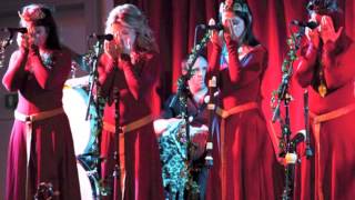 I Saw Three Ships by The Mediaeval Baebes