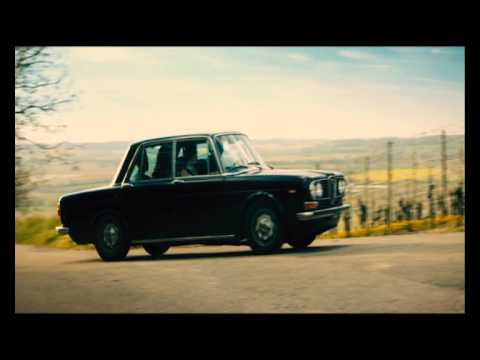 Marlene realises how famous Niki is