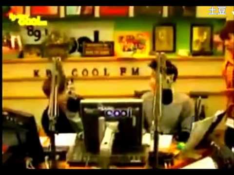 120323 - MinKey dancing to A.MI.GO.