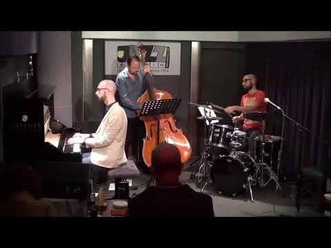 Max Petersen Trio feat. Dominique Girod and Alessandro Rossi