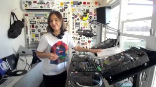 Nina Kraviz - Live @ The Lot Radio 2017 (Techno)