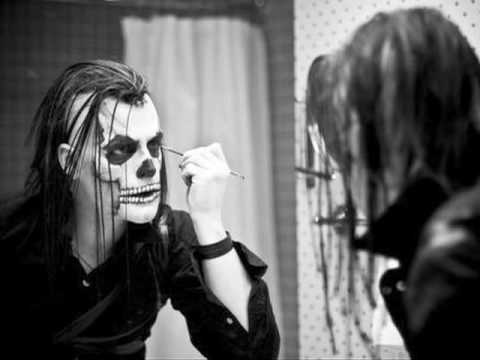 Michale Graves - Crying On Saturday Night