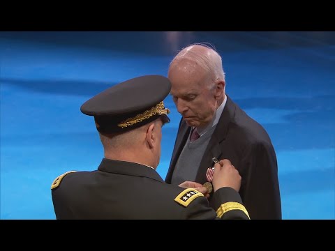 Arizona Sen. John McCain honored at 'Salute from the Chief'